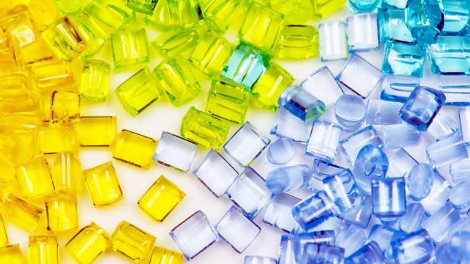latest company news about Resins, polymers and plastics, what are the differences?  1